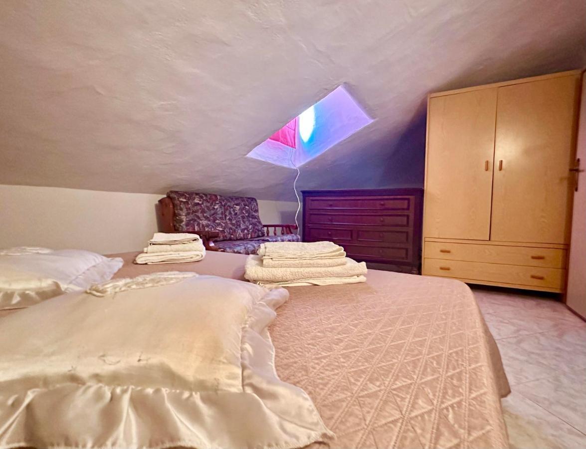 The Quiet Mansard Apartment Olbia Exterior photo